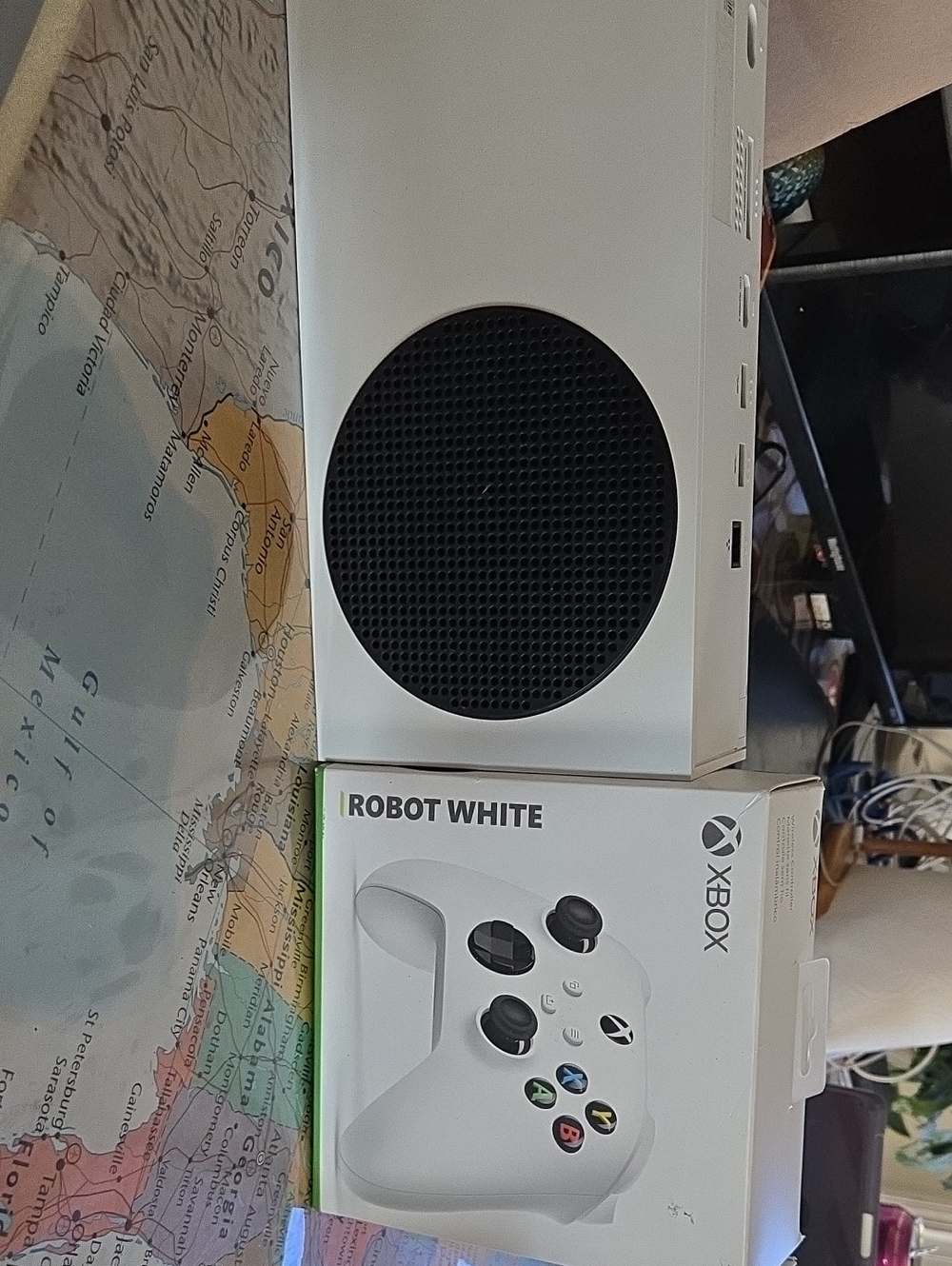 Series S Console with Robot White Wireless Controller